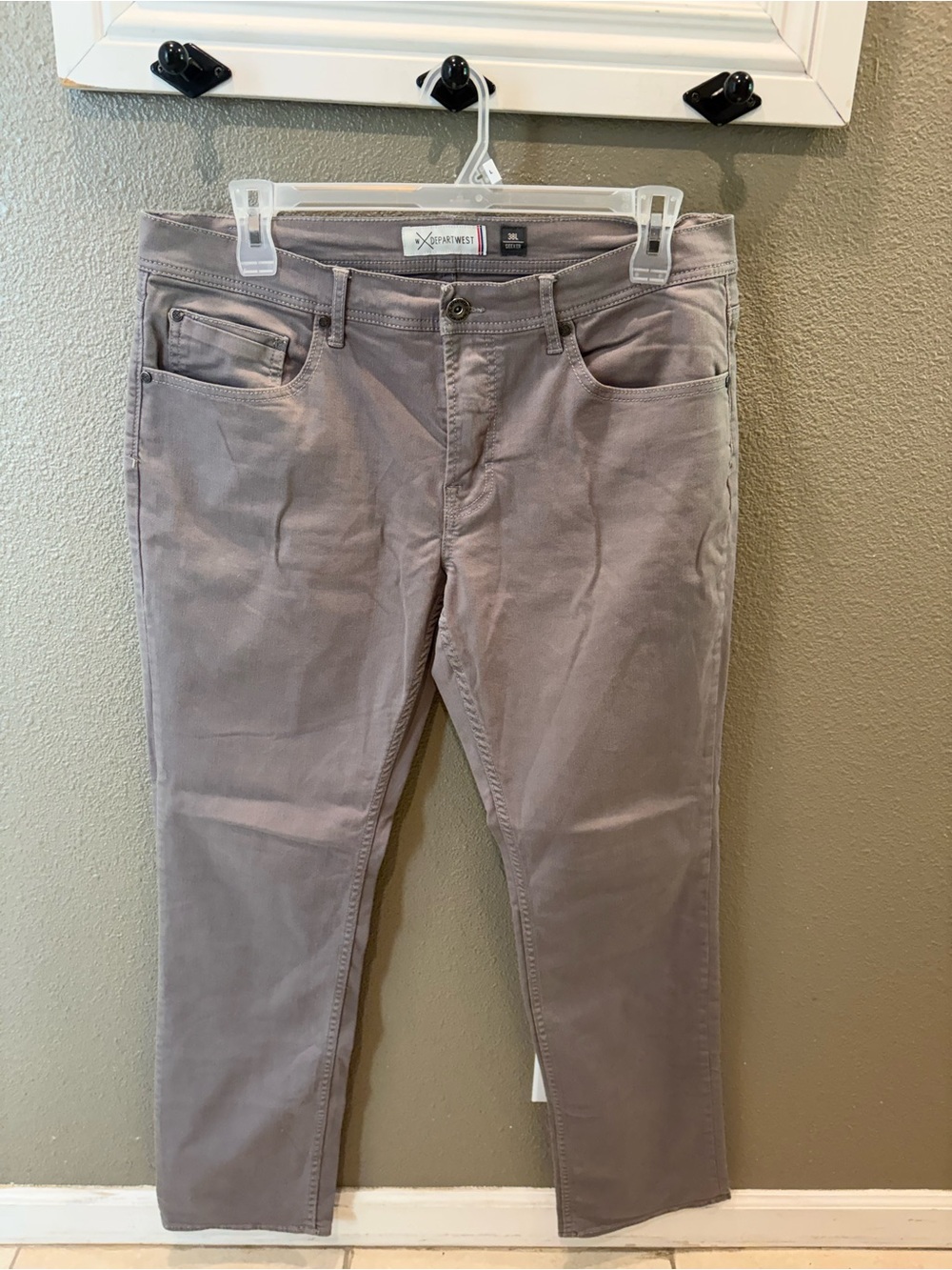 Croft & Barrow Men's Slim Chinos in Taupe Gray
